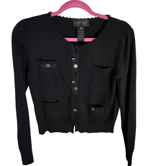Corey Lynn Calter fun buttons, embroidery and pockets cropped cardigan size S - Picture 4 of 7